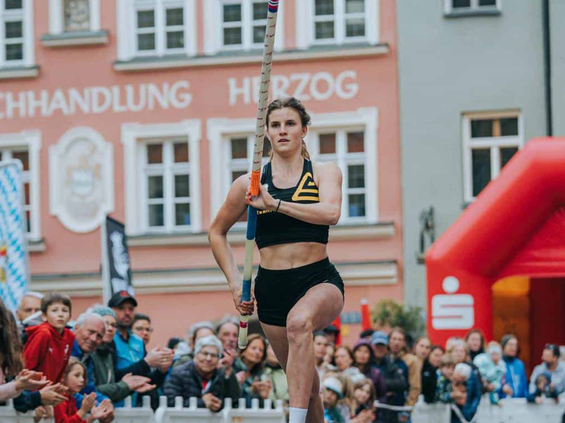 Lilly Samanski – auf dem Sprung nach Potsdam Lilly Samanski – auf dem Sprung nach Potsdam